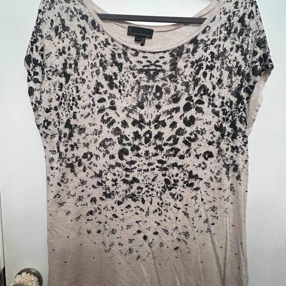 Black and Cream Patterned Tee